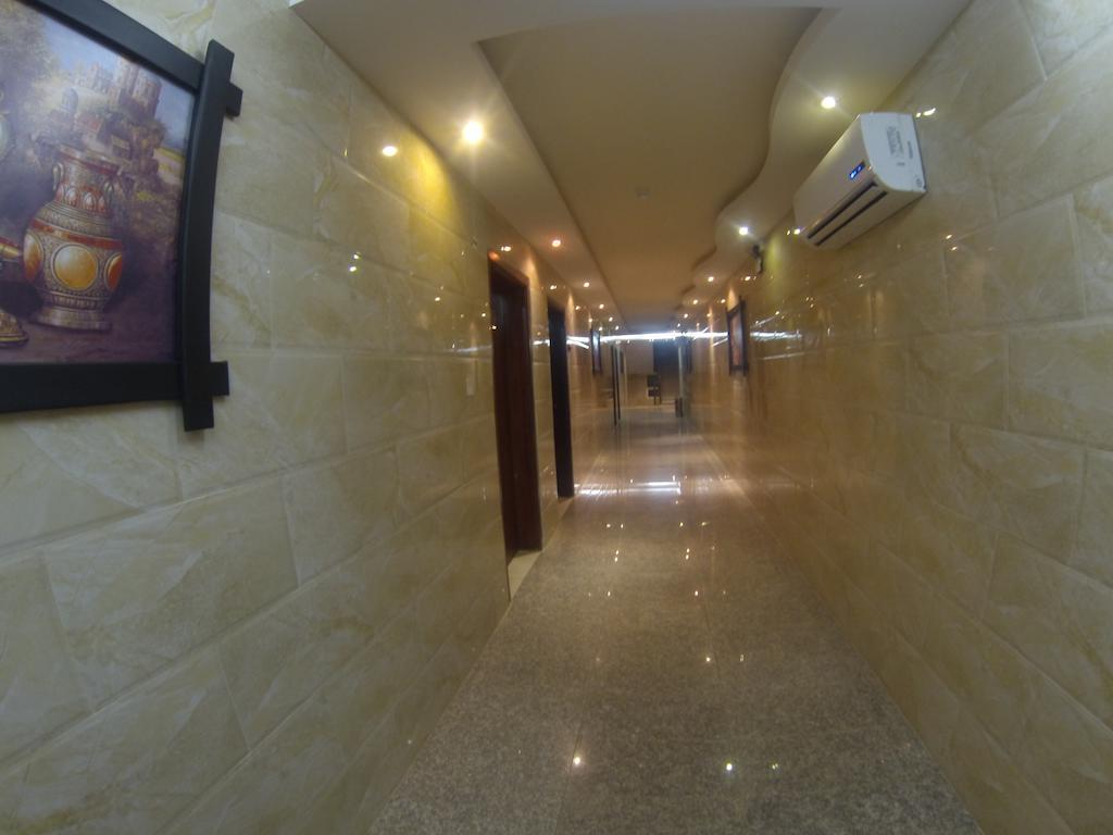 Fakhamat Al Orjoana & Suites Aparthotel