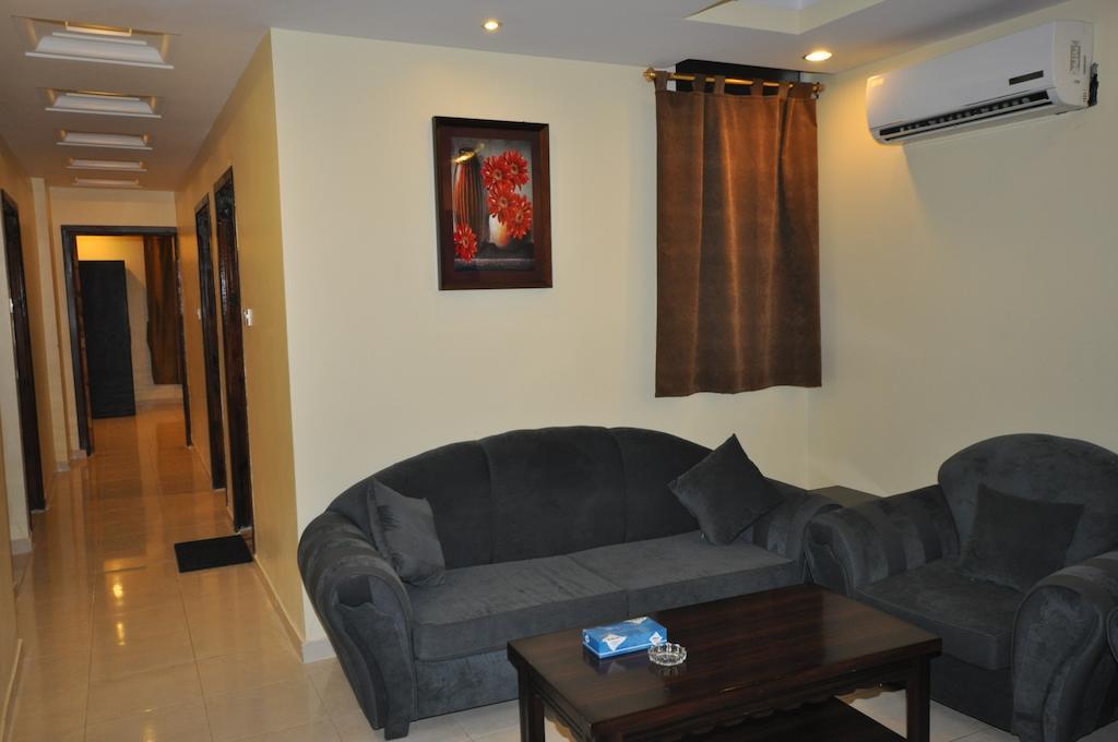 Aparthotel Fakhamat Al Orjoana & Suites