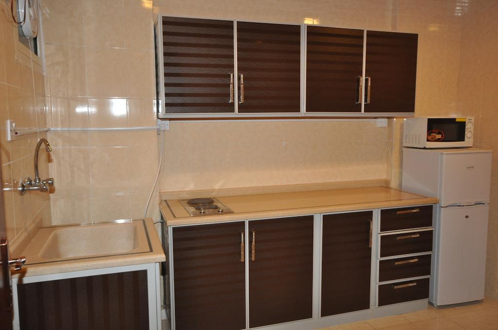 Aparthotel Fakhamat Al Orjoana & Suites *